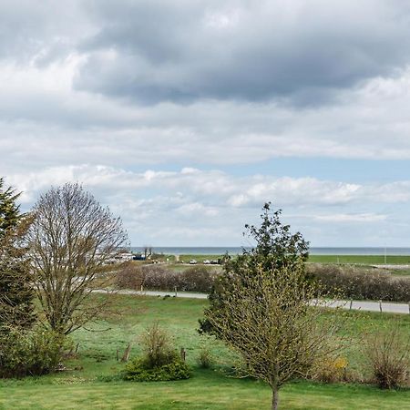 Straendhus Bed&Breakfast Hasselberg  Eksteriør bilde