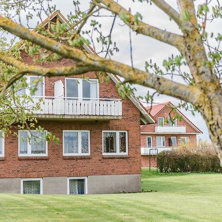 Straendhus Bed&Breakfast Hasselberg  Eksteriør bilde