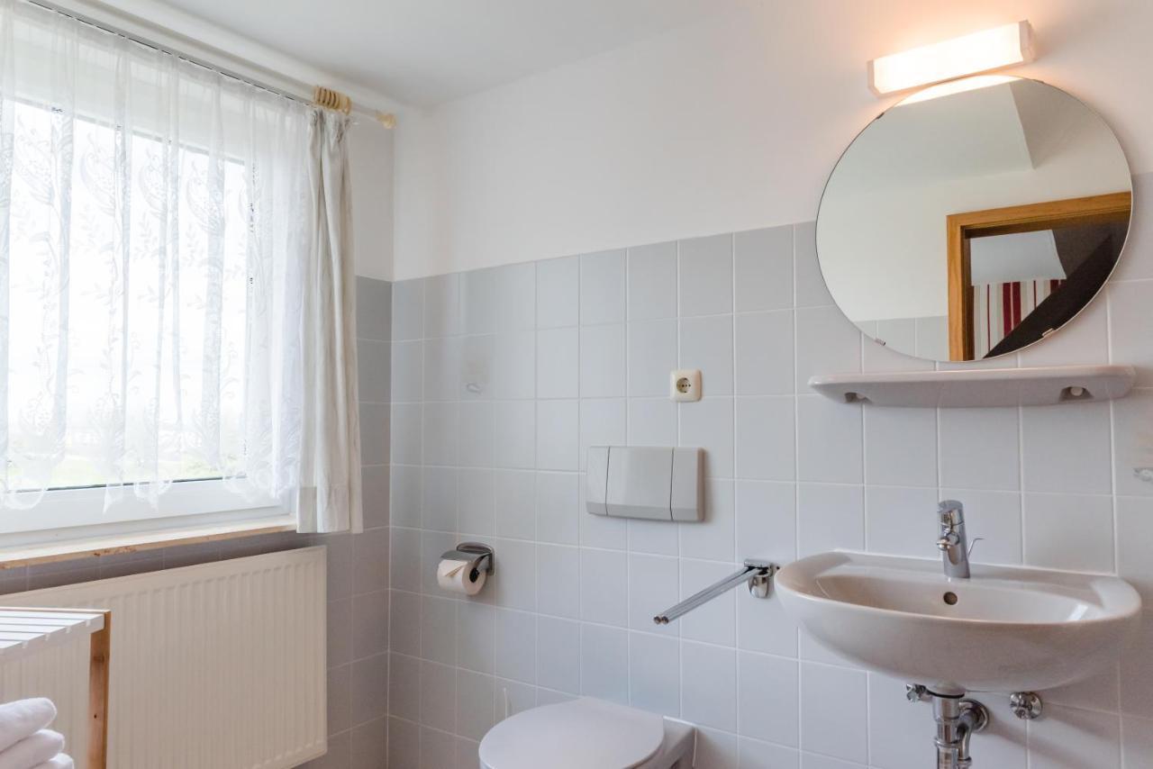 Straendhus Bed&Breakfast Hasselberg  Eksteriør bilde