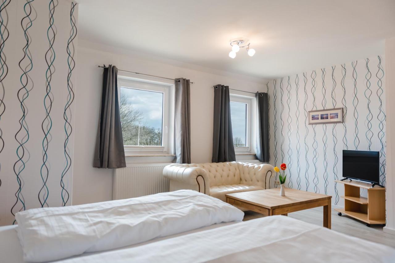Straendhus Bed&Breakfast Hasselberg  Eksteriør bilde