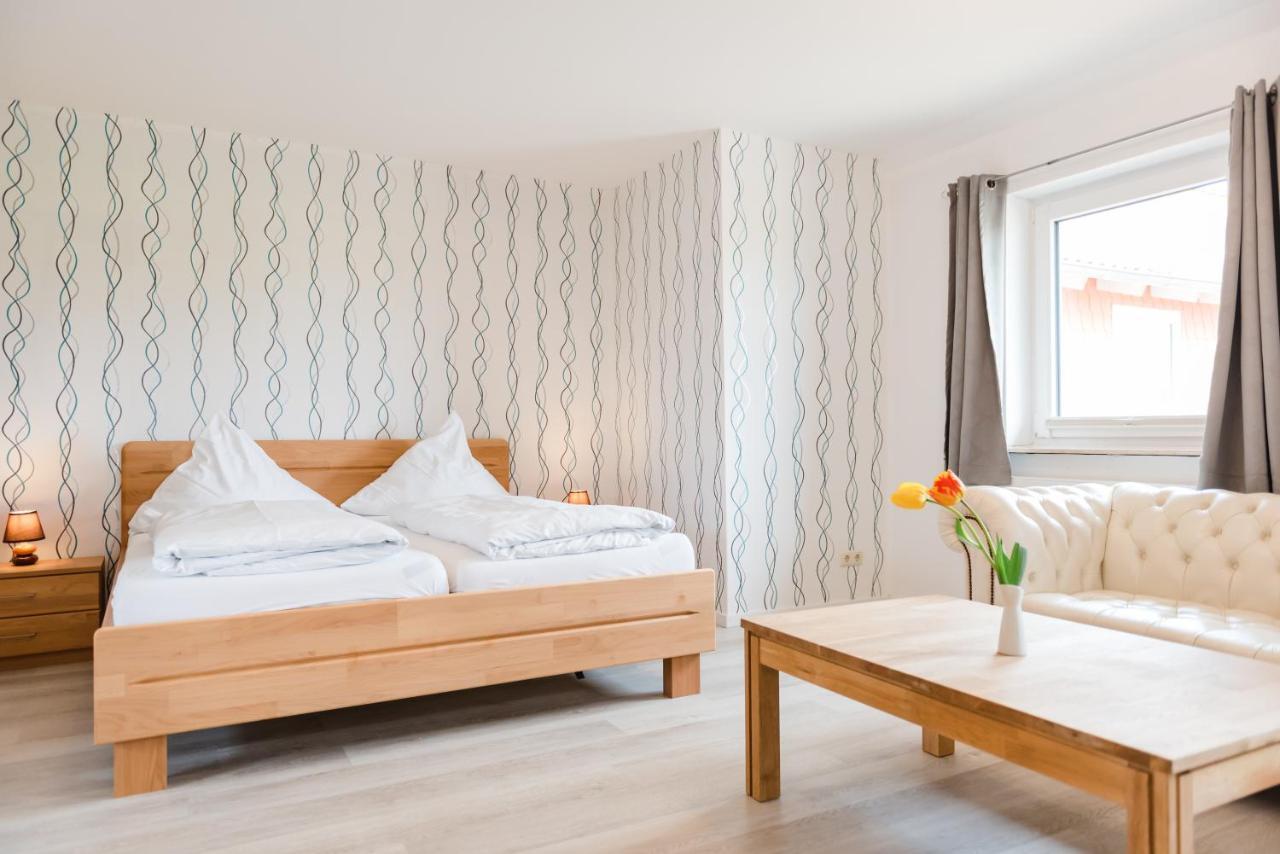 Straendhus Bed&Breakfast Hasselberg  Eksteriør bilde